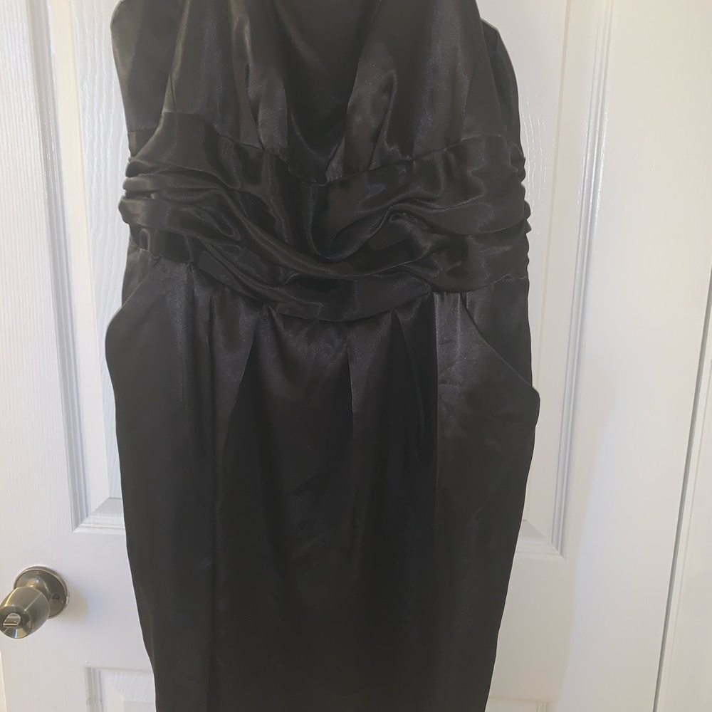 SHORT CHARMEUSE DRESS WITH RUCHED WAIST & POCKET